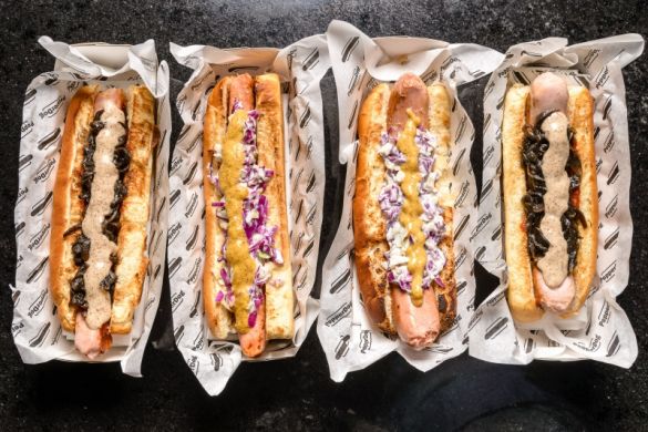 Pra quem não recusa um dogão: 14 lugares para comer um hot dog